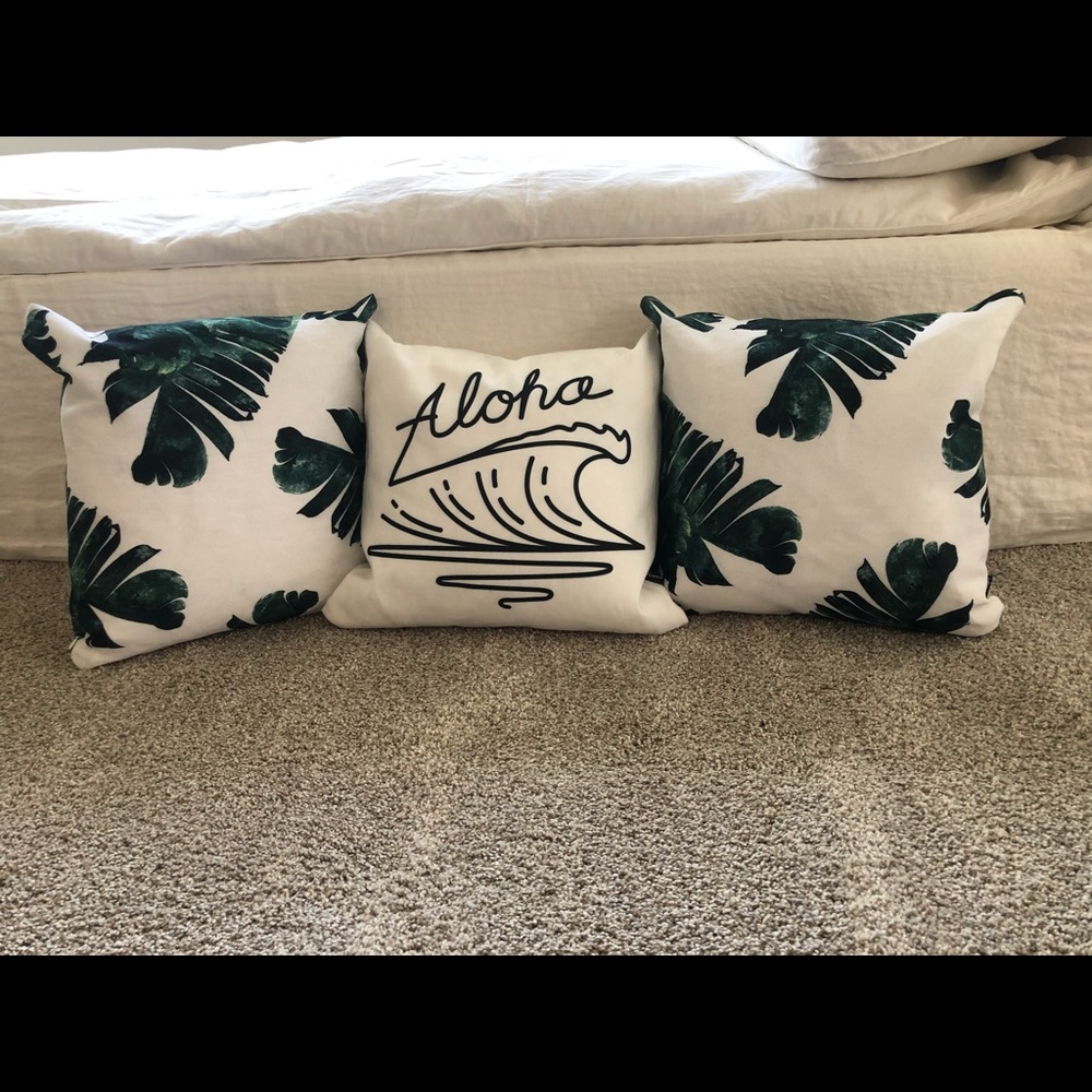 Set of 3 Aloha and palm leaf decorative pillows